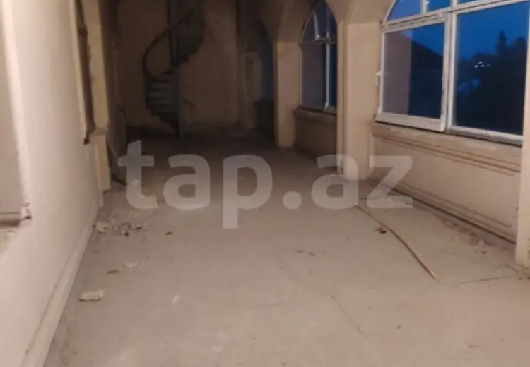 9 otaqlı mənzil , Gəncə