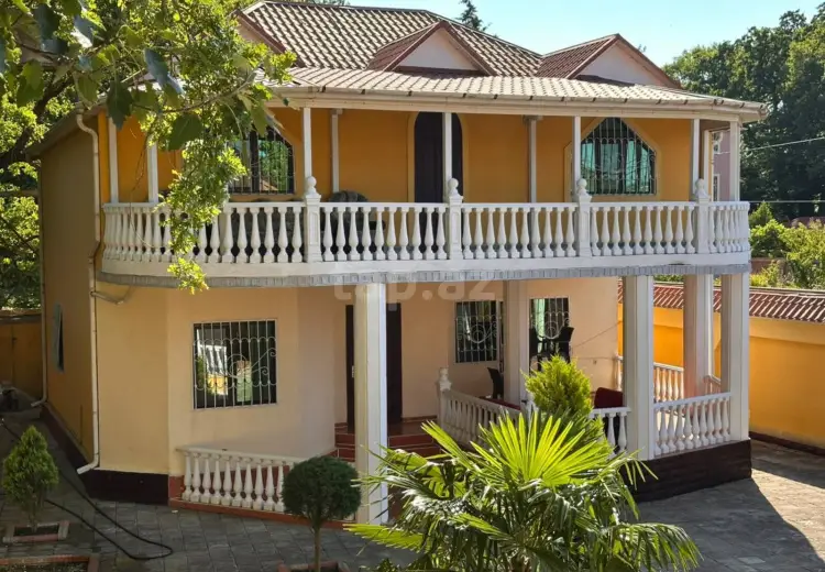 6 otaqlı mənzil , Nabran