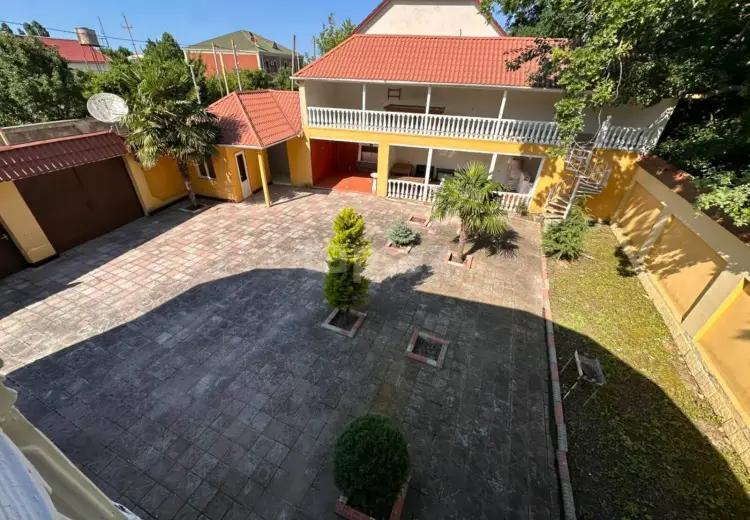 6 otaqlı mənzil , Nabran
