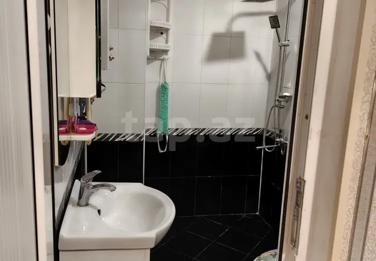 2 otaqlı mənzil , Bakı