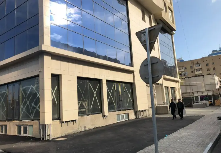 1200 m² Obyekt / Ofis Kirayə (aylıq), Xətai, Bakı