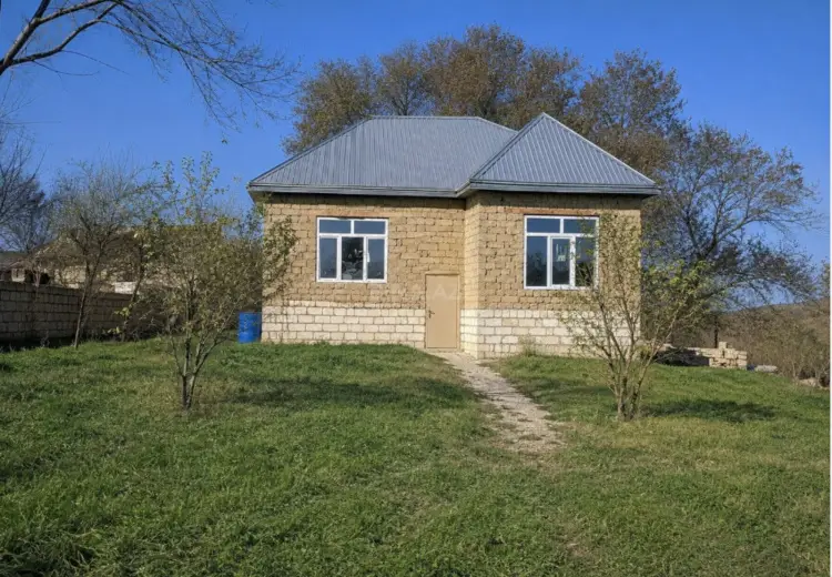 3 otaqlı mənzil Satılır, Qusar