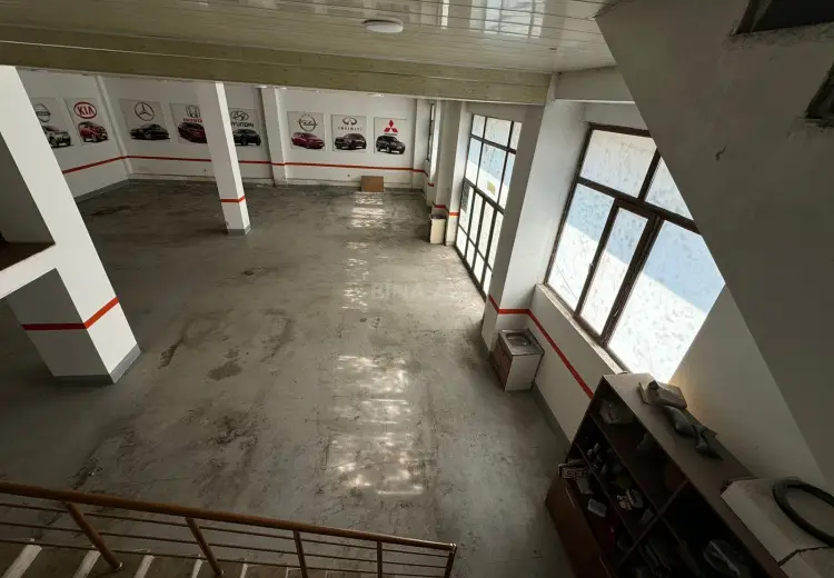 620 m² Obyekt / Ofis Kirayə (aylıq), Laçın