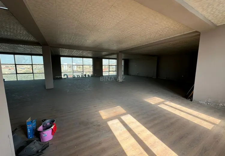 620 m² Obyekt / Ofis Kirayə (aylıq), Laçın