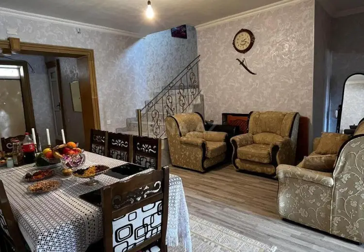 7 otaqlı mənzil Satılır, Zığ qəs., Suraxanı, Bakı
