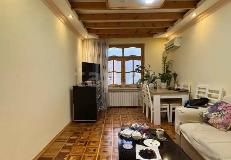4 otaqlı mənzil , Bakı