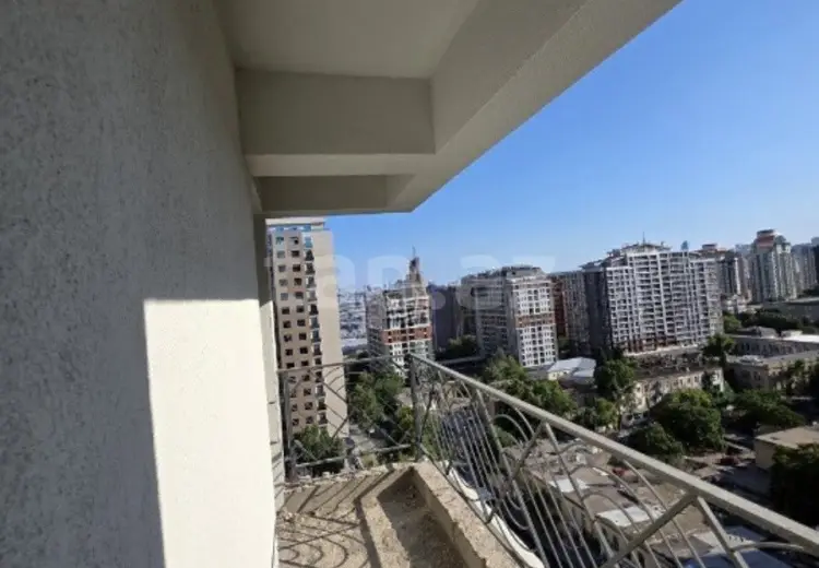 3 otaqlı mənzil , Bakı