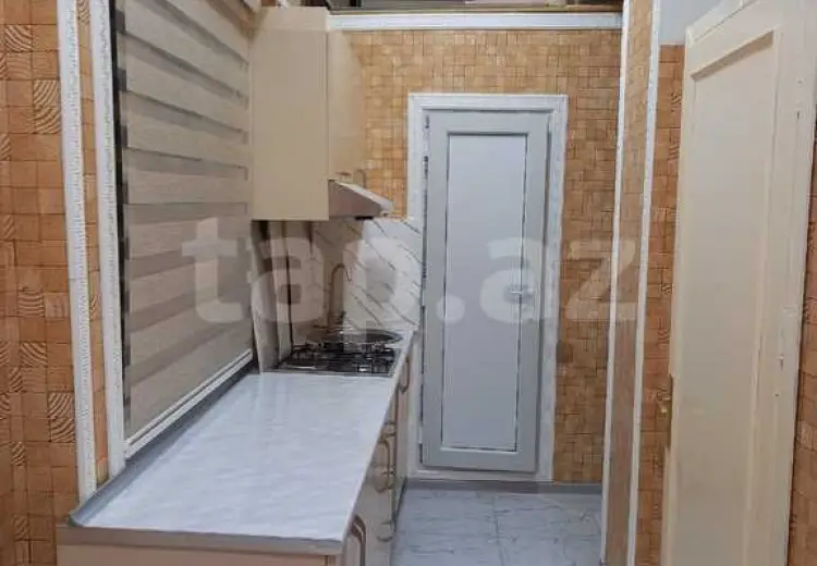 3 otaqlı mənzil , Bakı