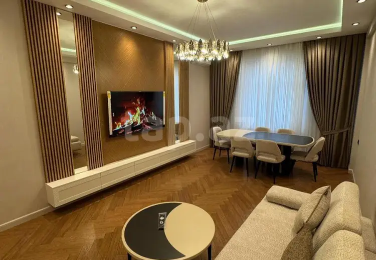 3 otaqlı mənzil , Bakı