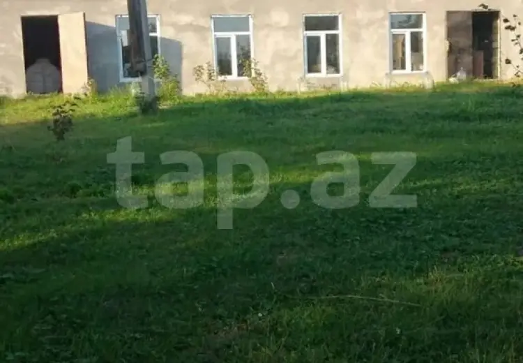 3 otaqlı mənzil , Şəki