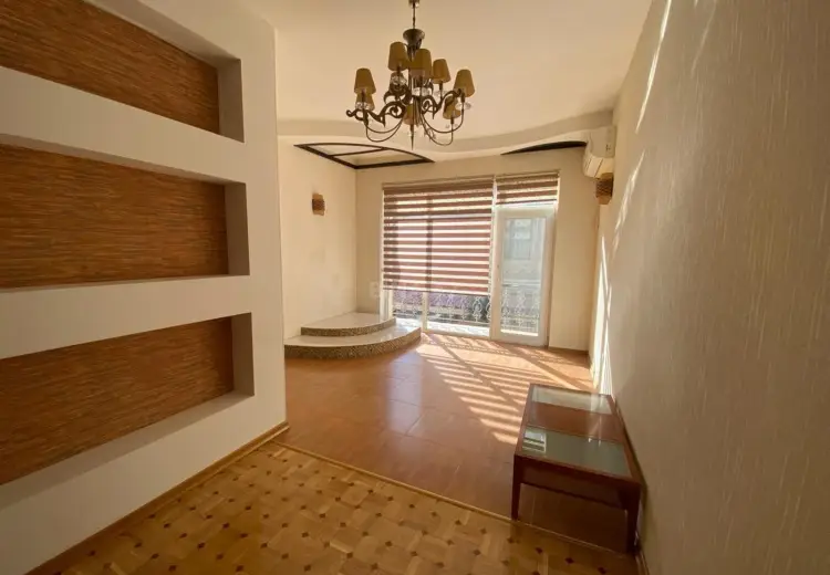 7 otaqlı mənzil Satılır, Nərimanov, Bakı