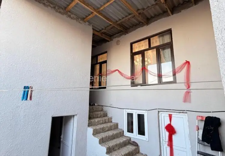 5 otaqlı mənzil Satılır, Zığ qəs., Suraxanı, Bakı