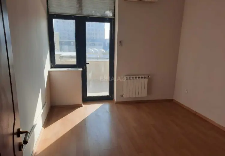 250 m² Obyekt / Ofis Kirayə (aylıq), Nəsimi, Bakı