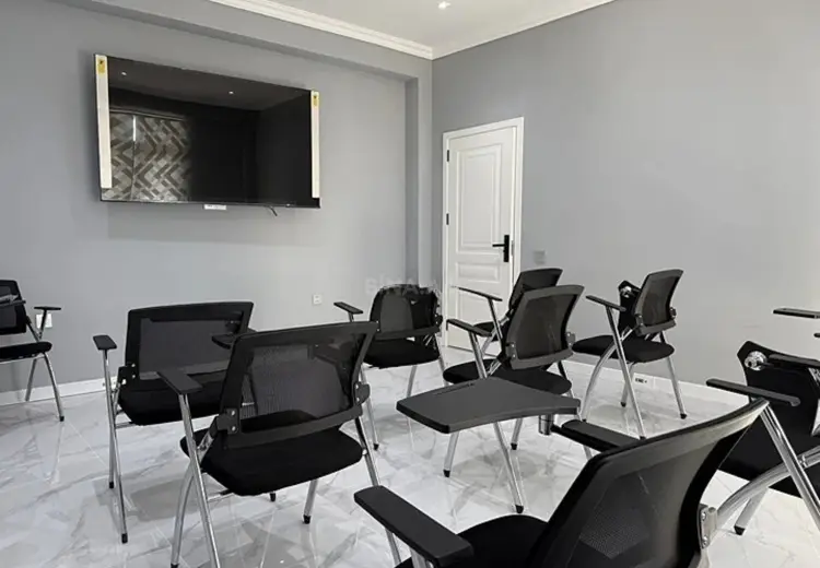 81 m² Obyekt / Ofis Kirayə (aylıq), Nizami, Bakı