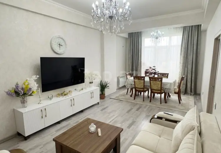 3 otaqlı mənzil , Bakı