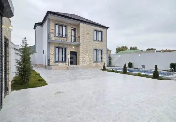 6 otaqlı mənzil , Bakı