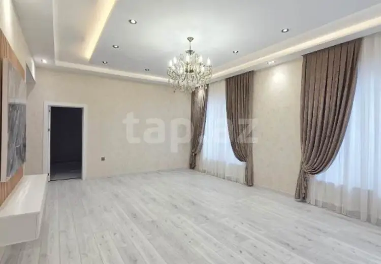 6 otaqlı mənzil , Bakı