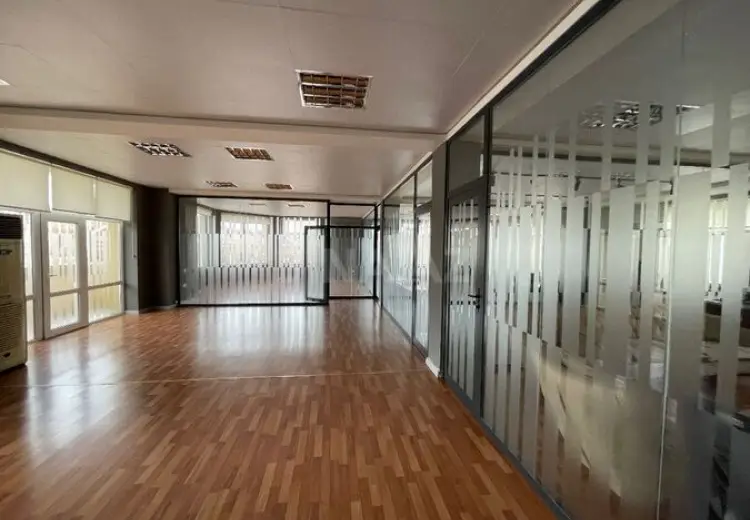2200 m² Obyekt / Ofis Kirayə (aylıq), Nərimanov, Bakı