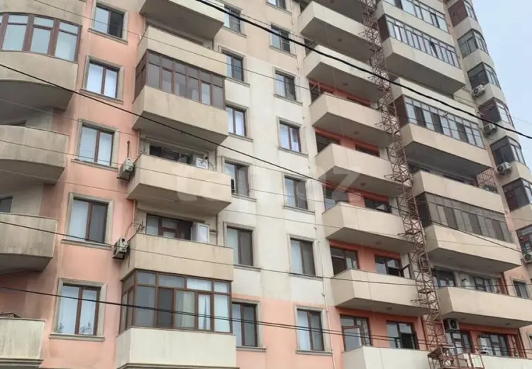 4 otaqlı mənzil , Xırdalan