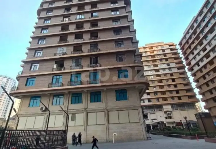 3 otaqlı mənzil , Bakı