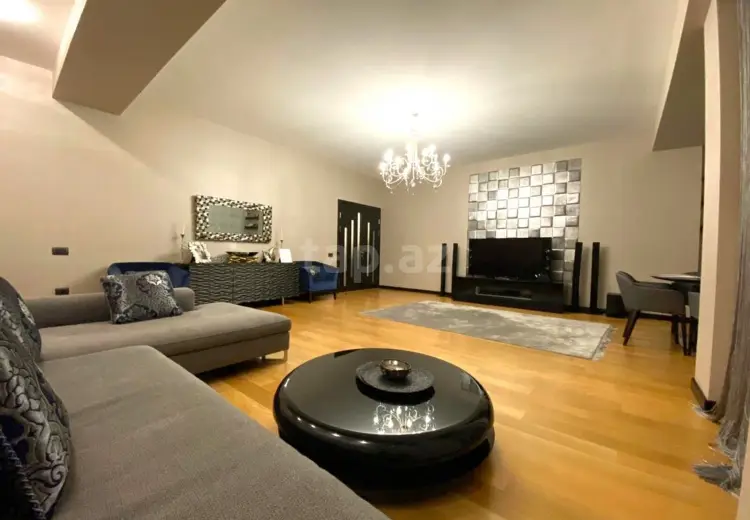 3 otaqlı mənzil , Bakı