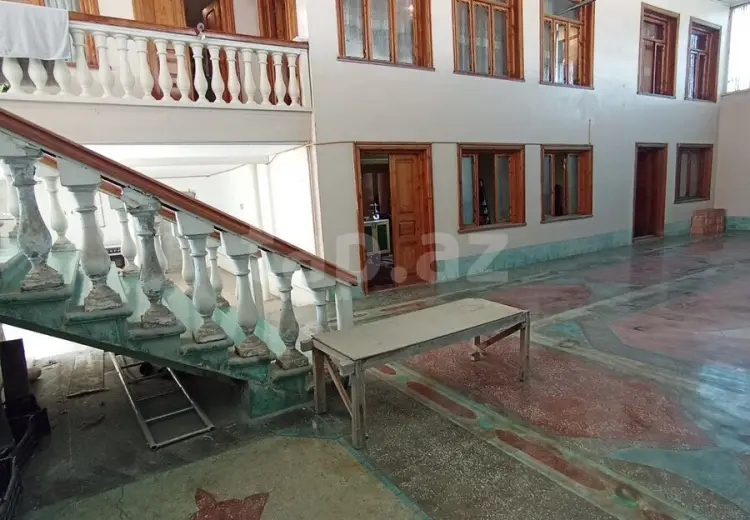 5 otaqlı mənzil , Gəncə