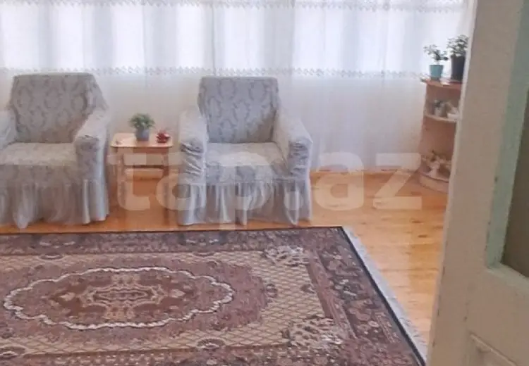 3 otaqlı mənzil , Şəki