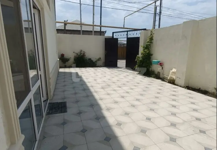 5 otaqlı mənzil , Xırdalan