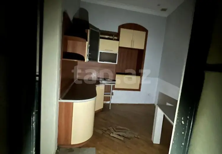4 otaqlı mənzil , Bakı