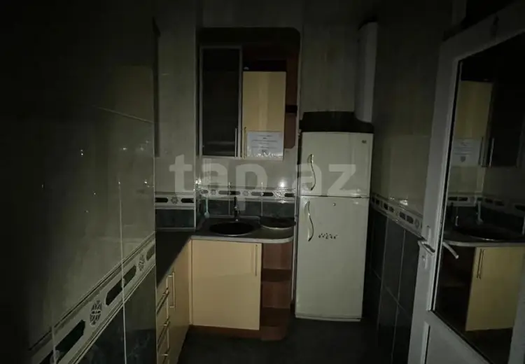 4 otaqlı mənzil , Bakı