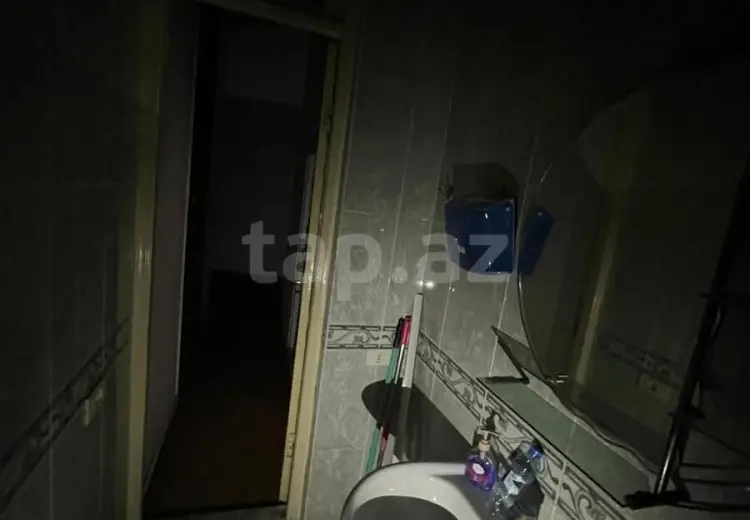 4 otaqlı mənzil , Bakı