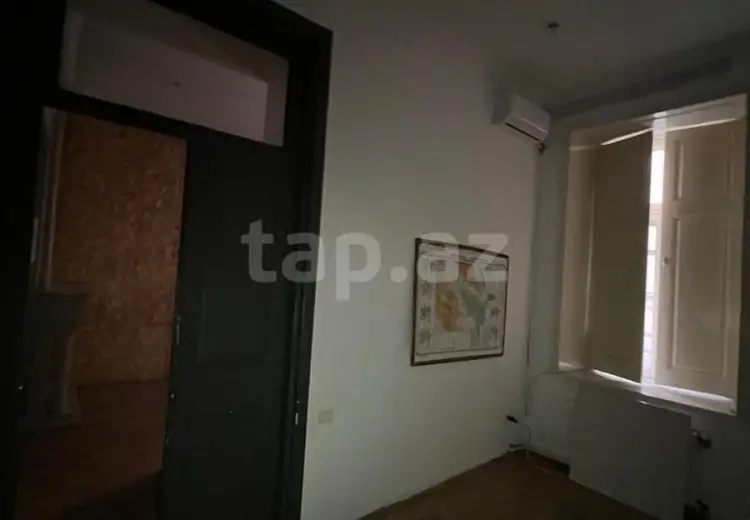 4 otaqlı mənzil , Bakı