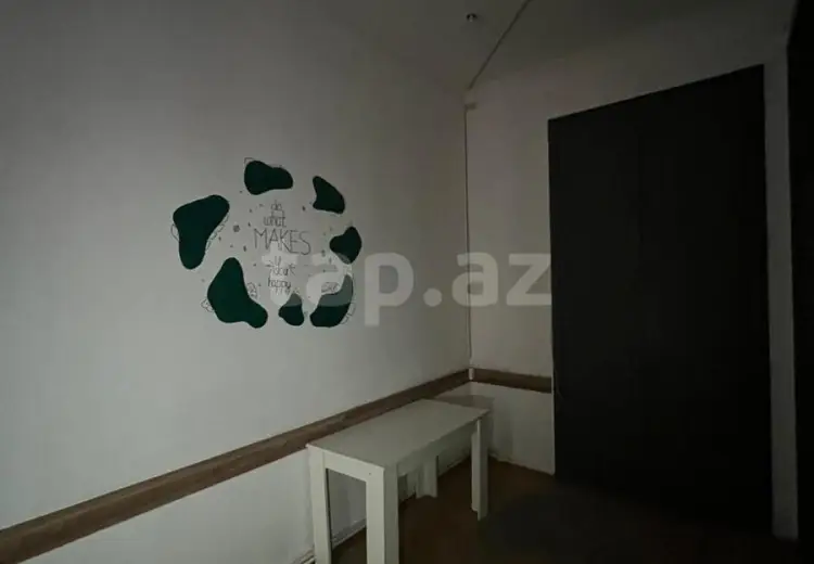 4 otaqlı mənzil , Bakı