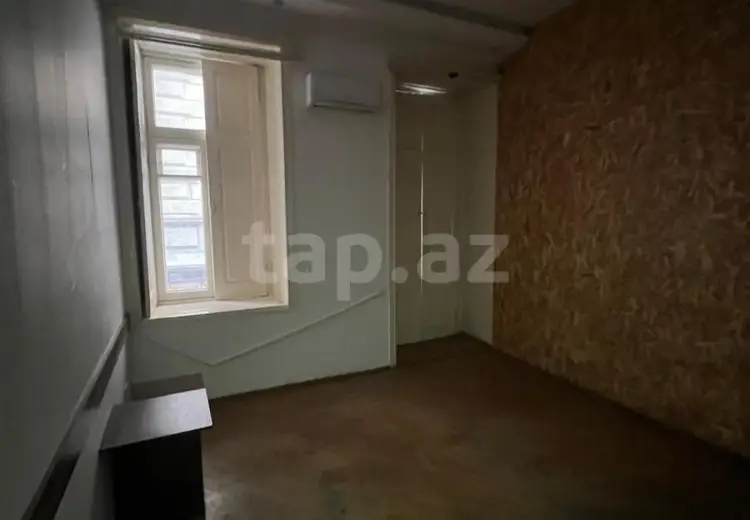 4 otaqlı mənzil , Bakı