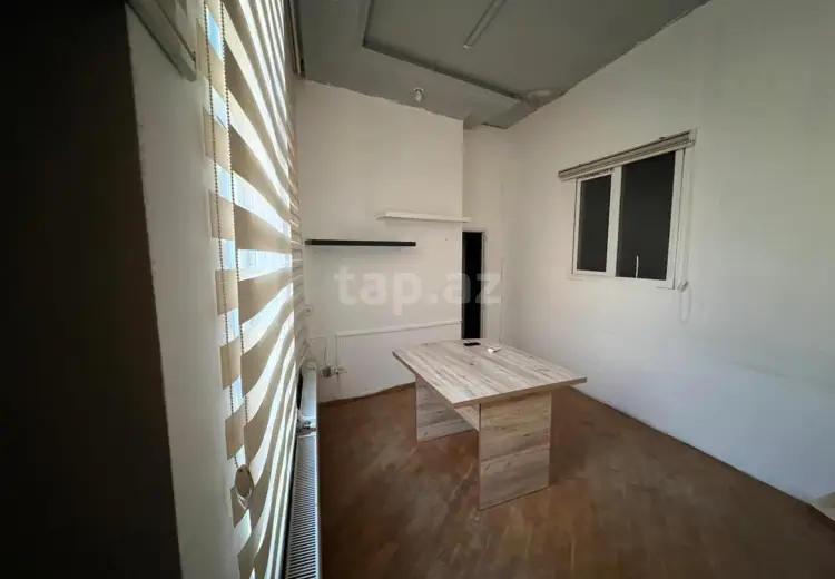 4 otaqlı mənzil , Bakı