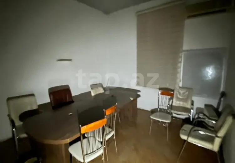 4 otaqlı mənzil , Bakı