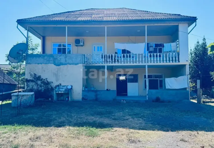 4 otaqlı mənzil , Astara