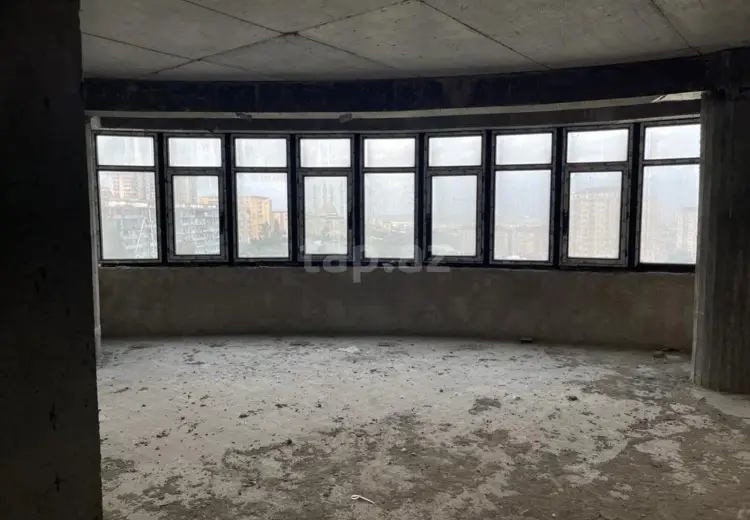 4 otaqlı mənzil , Bakı