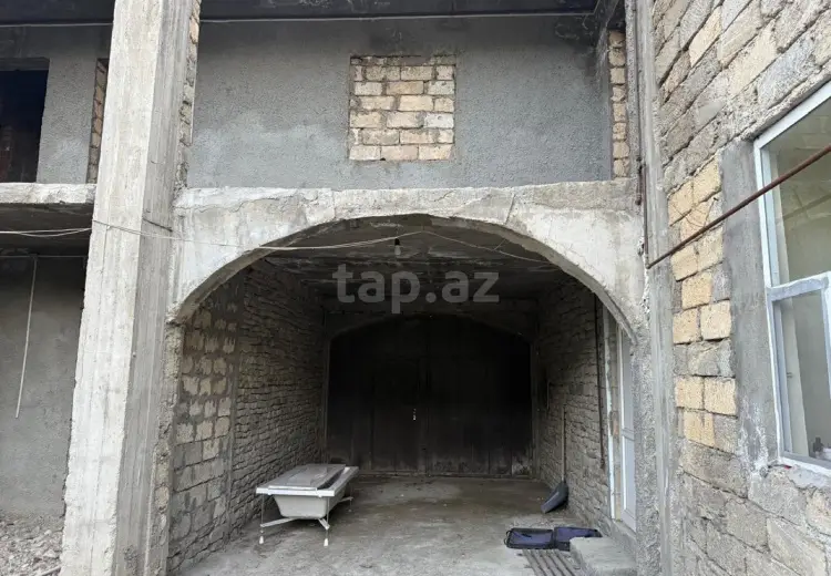 20 otaqlı mənzil , Xızı