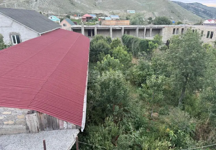 20 otaqlı mənzil , Xızı