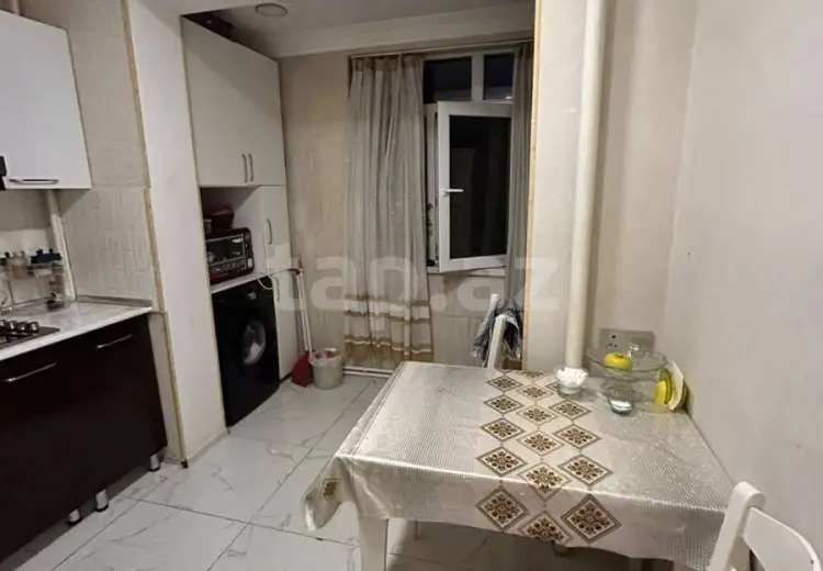 5 otaqlı mənzil , Bakı