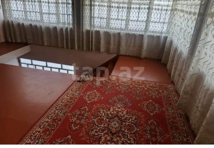 15 otaqlı mənzil , Quba