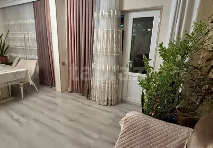4 otaqlı mənzil , Bakı
