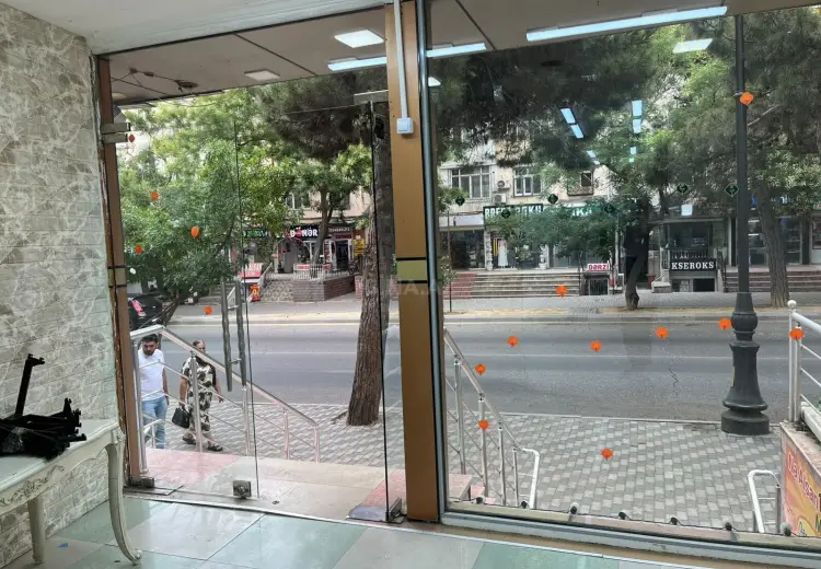71 m² Obyekt / Ofis Kirayə (aylıq), Nəsimi, Bakı