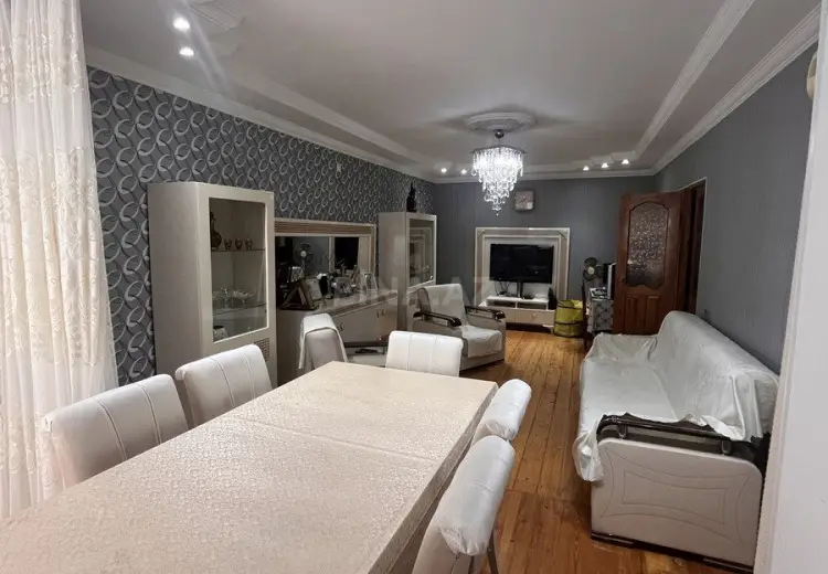 3 otaqlı mənzil Satılır, Gəncə
