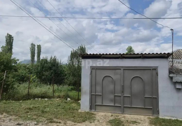3 otaqlı mənzil , Quba