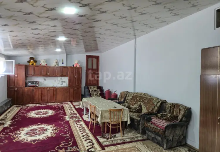 3 otaqlı mənzil , Quba