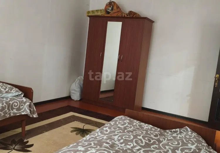8 otaqlı mənzil , Qusar