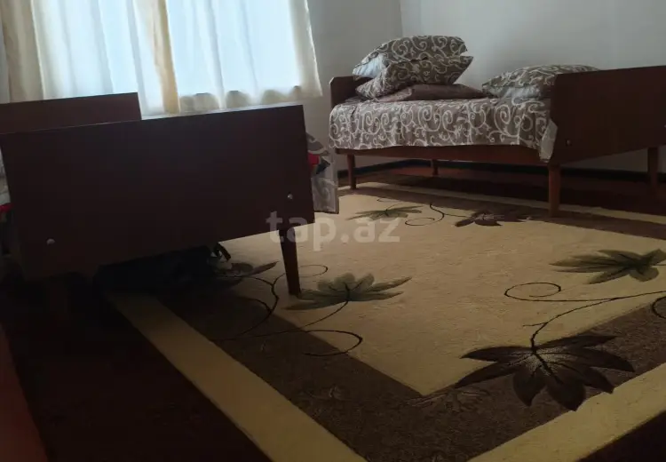 8 otaqlı mənzil , Qusar