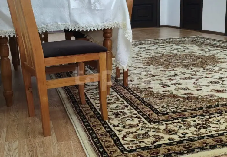 8 otaqlı mənzil , Qusar